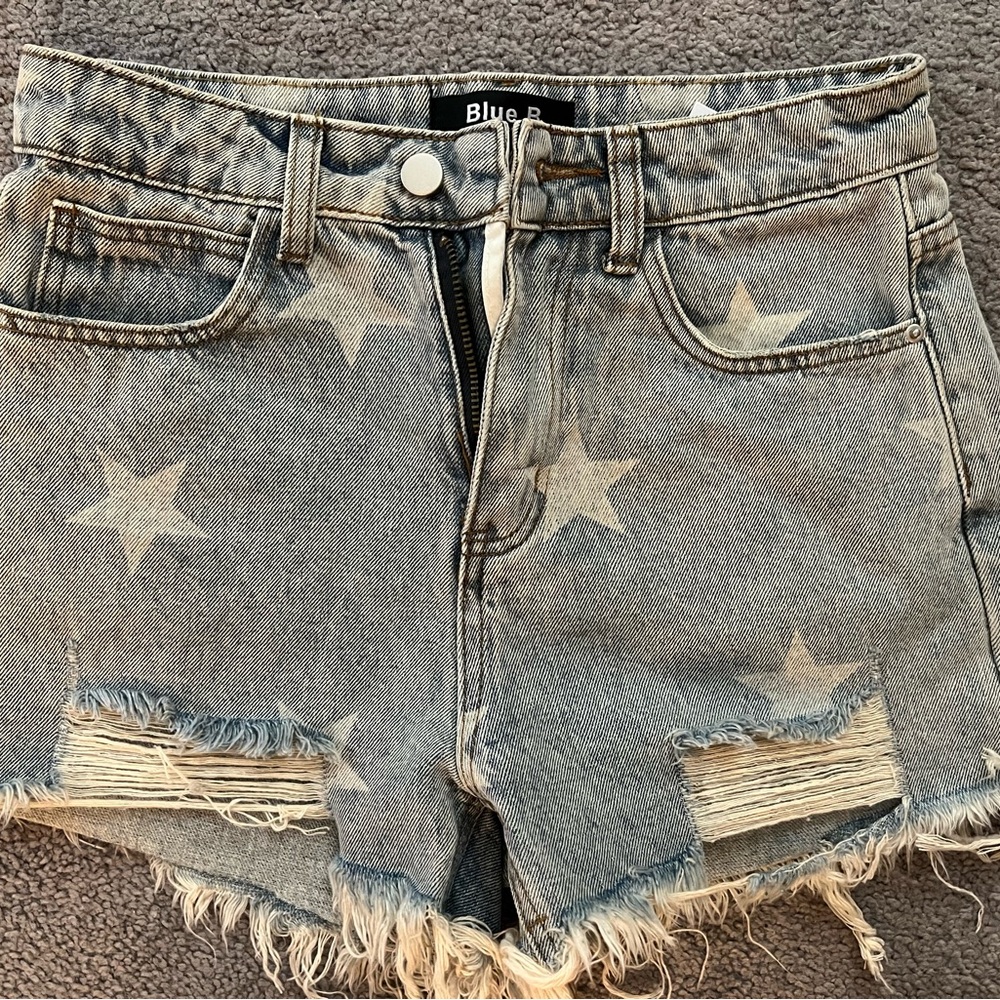 BNWT Blue B shorts